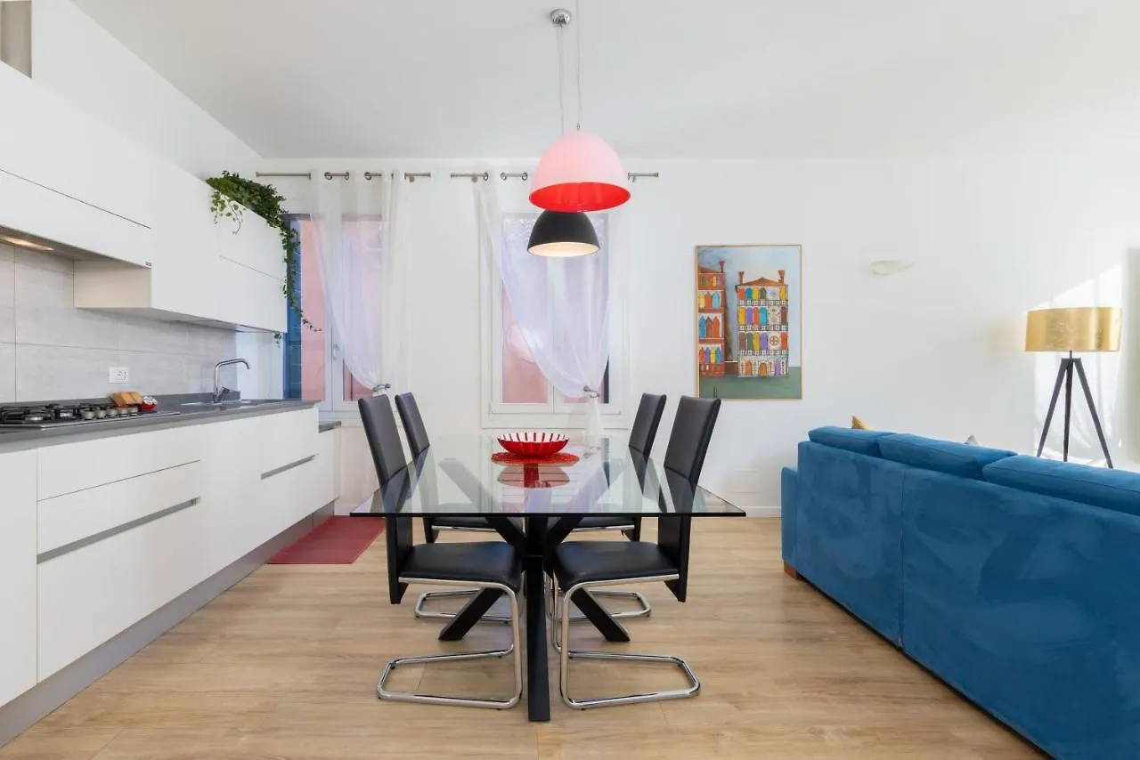 Rialto Bridge Luxury Apartment Venice 0*,  Italy