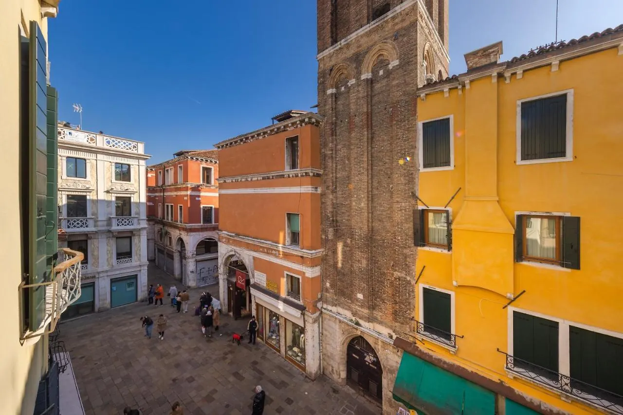 Rialto Bridge Luxury Apartment Venice Italy