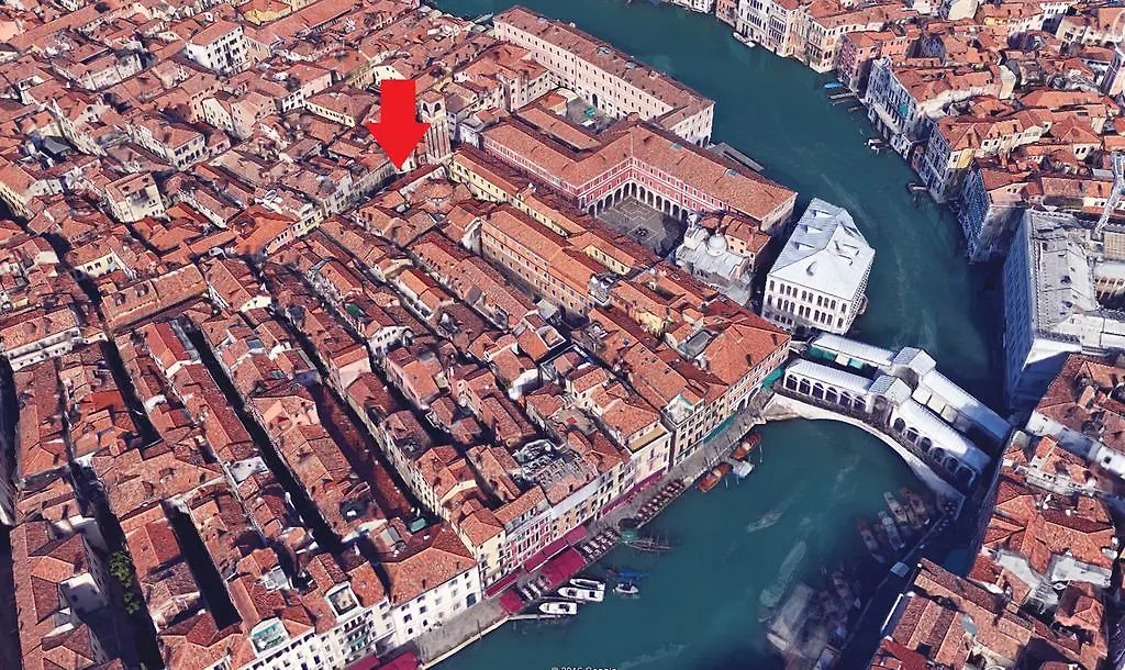Rialto Bridge Luxury Apartment Venice